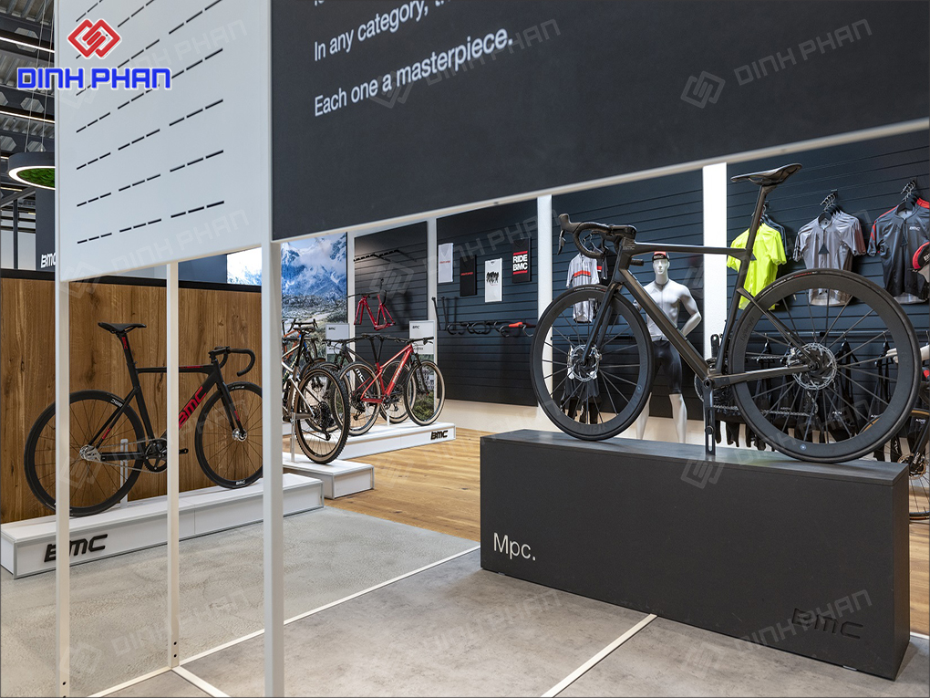 Showroom trưng bày xe đạp 