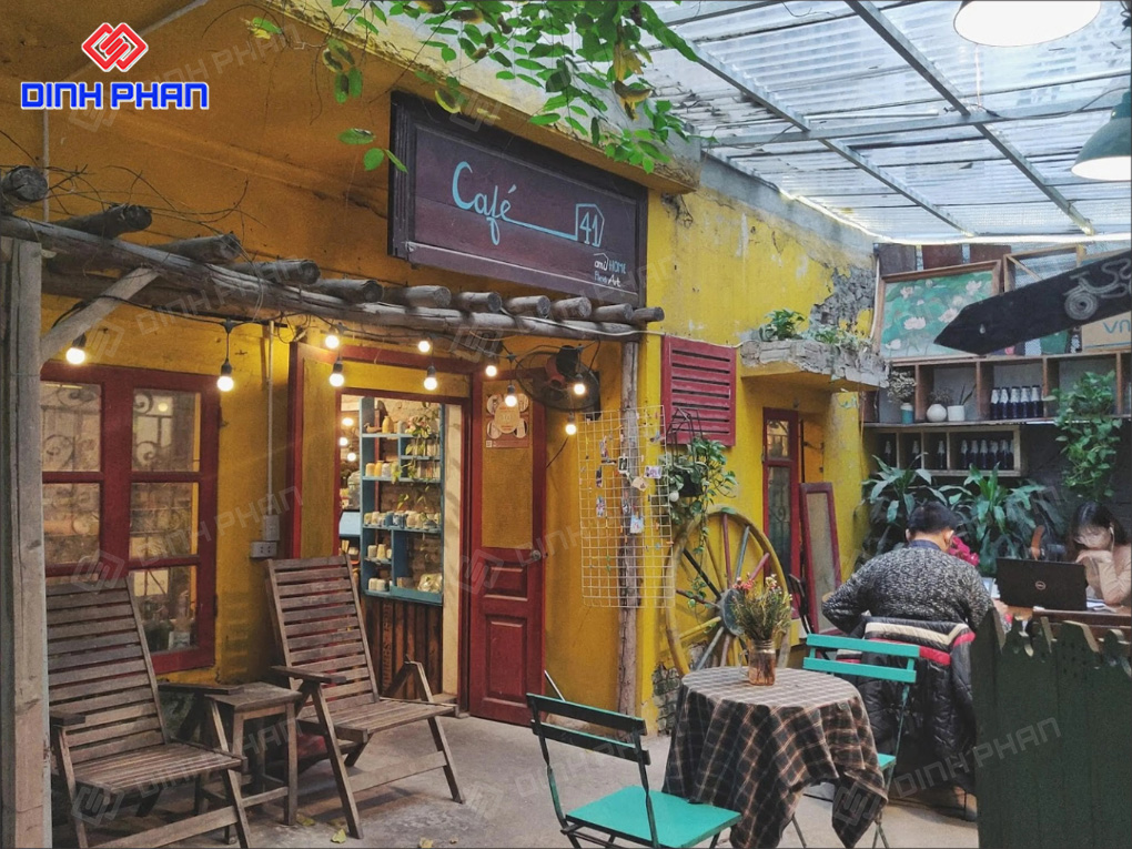 Bí Quyết Decor Quán Cafe Vintage - Tạo Dấu Ấn Cổ Điển Riêng Biệt